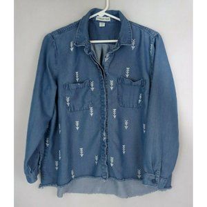 Coldwater Creek Women's Denim Frayed Hem Shirt With Arrows Design Size PL